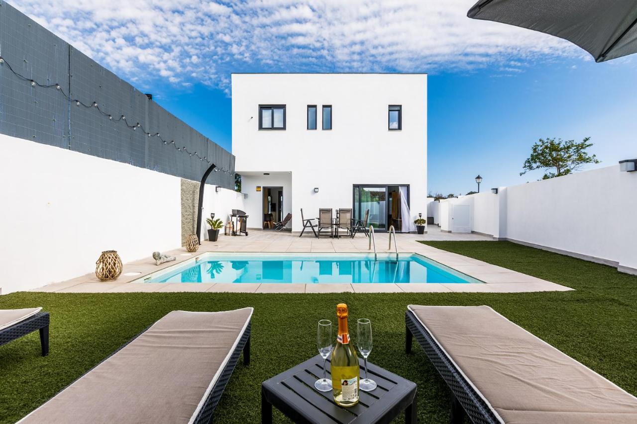 Ocean House Torre Del Mar Villa Bagian luar foto